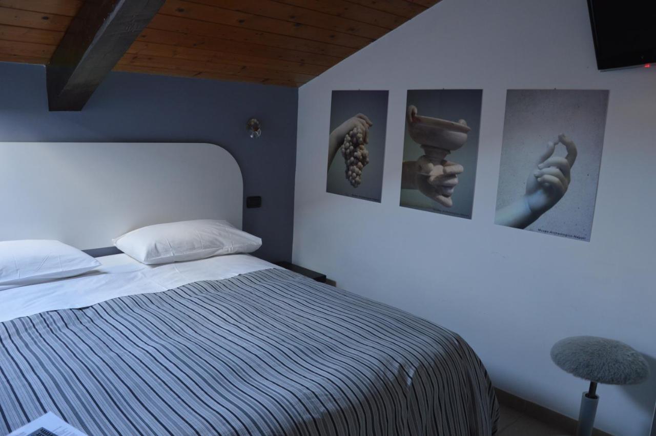 B&B Nsh, Naples Sweet Home Bagian luar foto